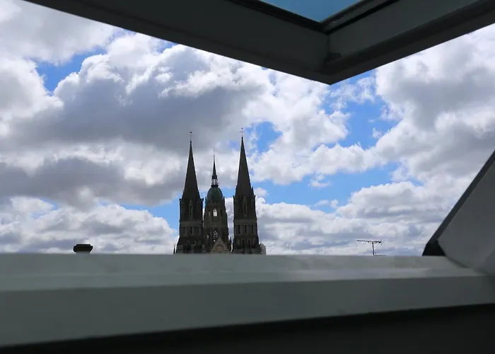 Alojamento de Acomodação e Pequeno-almoço Nathalie Bayeux